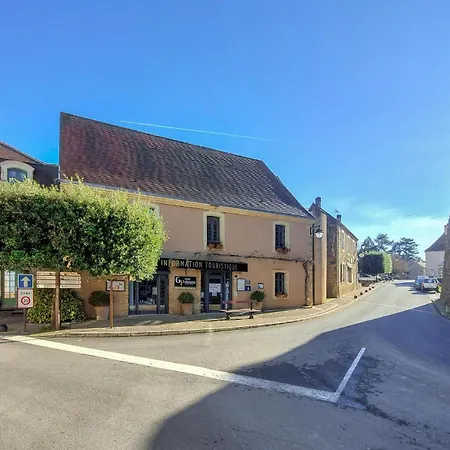 Hébergement de vacances Awesome In Val De Louyre Et Caude Saint-Alvère