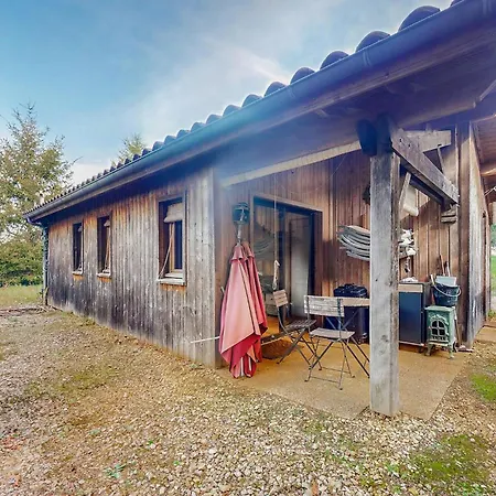2 Bedroom Awesome In Val De Louyre Et Caude Saint-Alvère
