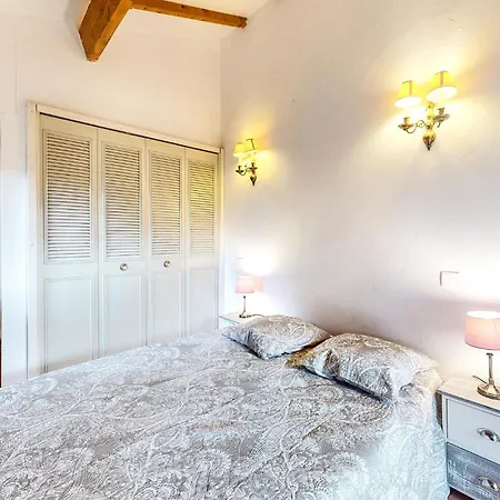 2 Bedroom Awesome Home In Val De Louyre Et Caude Saint-Alvere